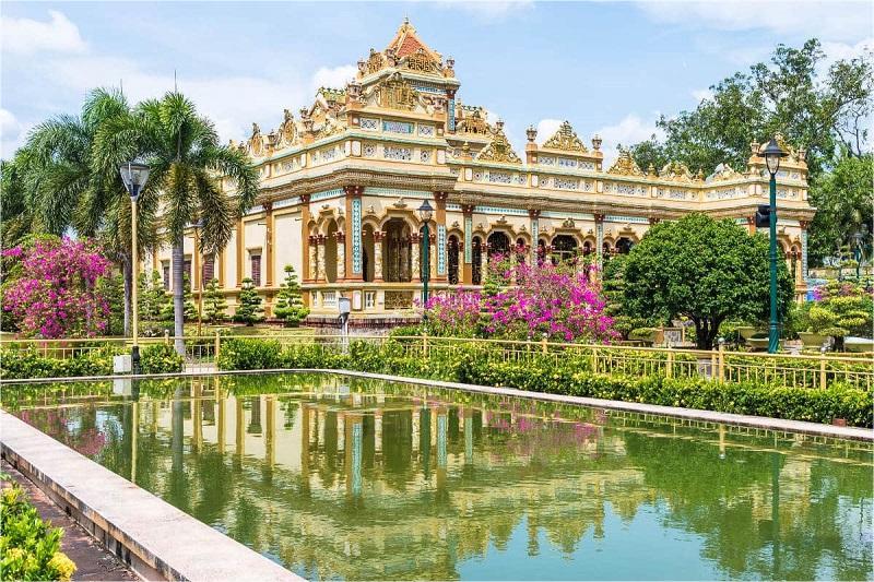 Vinh Trang pagoda  sight_id:12527